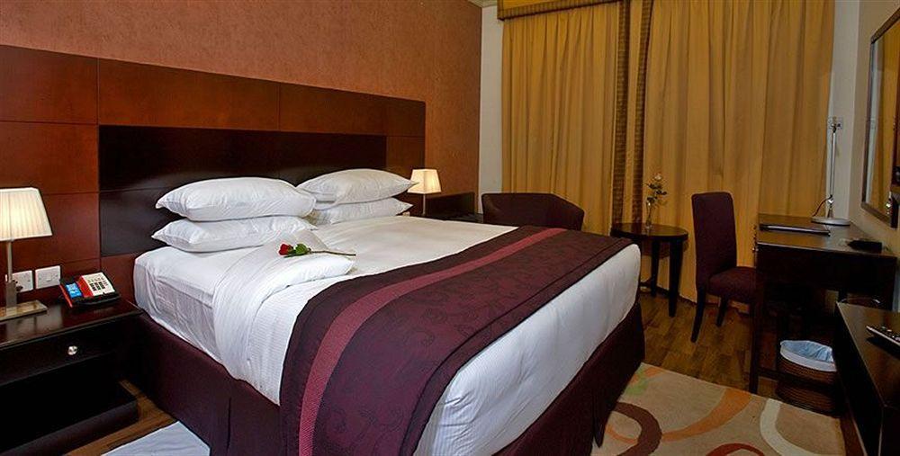 Al Khoory Hotel Apartments Al Barsha Дубай Номер фото